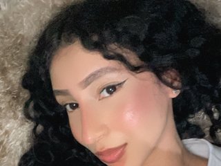 에로틱 한 영상 채팅 Beautifulskinny18