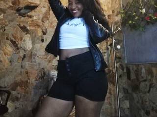 에로틱 한 영상 채팅 Belcky-Cambel