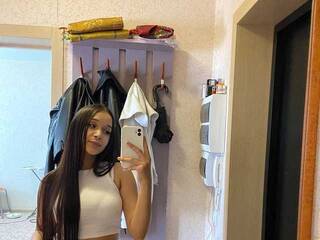 에로틱 한 영상 채팅 BellaBrowns