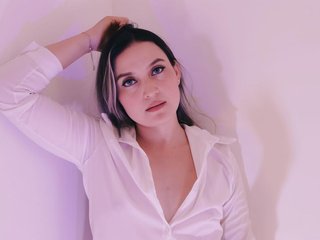 에로틱 한 영상 채팅 Bellamiller04