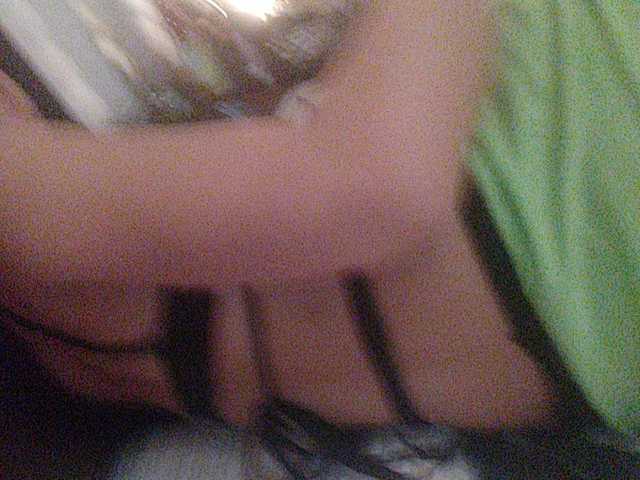 방송 스크린 샷 BellaRoland