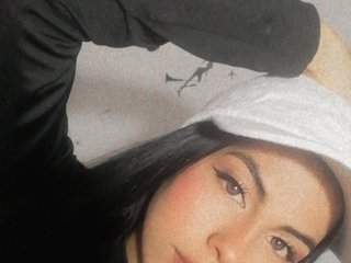 에로틱 한 영상 채팅 bellarose06