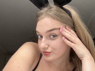 에로틱 한 영상 채팅 Bellatrisssaaa