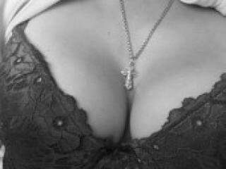 에로틱 한 영상 채팅 berendavirt