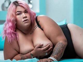 에로틱 한 영상 채팅 Bernabethc