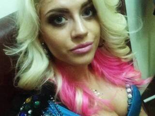 에로틱 한 영상 채팅 bestblondee