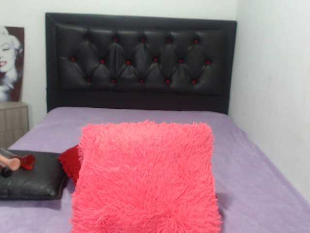 방송 스크린 샷 BetsyGonzalez