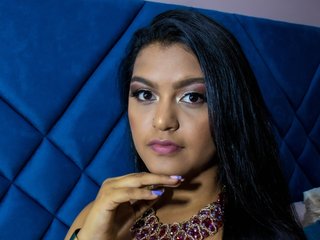 에로틱 한 영상 채팅 BiancaMartini