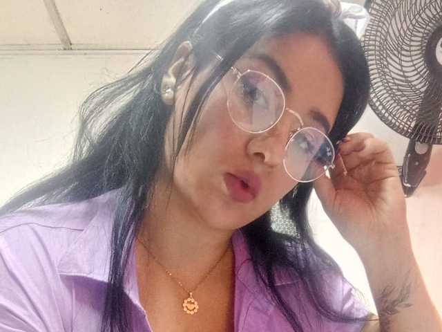 프로필 사진 bigboobsrose1