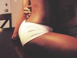 에로틱 한 영상 채팅 Bihter2000