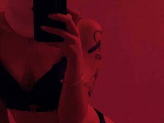 에로틱 한 영상 채팅 linsansty