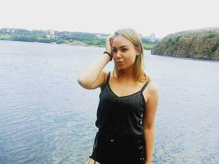 에로틱 한 영상 채팅 bitchnaha