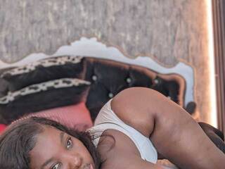 에로틱 한 영상 채팅 black-pussydoll