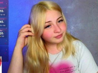에로틱 한 영상 채팅 BlondeBond