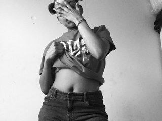 에로틱 한 영상 채팅 Bluedie622952