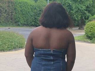 에로틱 한 영상 채팅 Bonbonaumiel