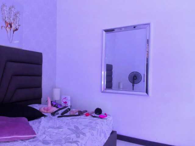 방송 스크린 샷 SofiPerez