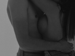 에로틱 한 영상 채팅 BonnieandClyde23