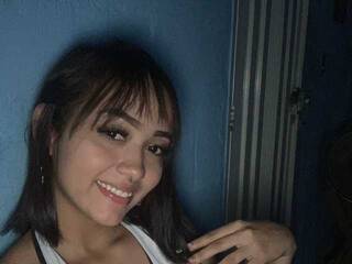 에로틱 한 영상 채팅 BonnieBrown4