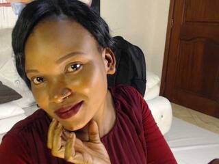 에로틱 한 영상 채팅 boobebony