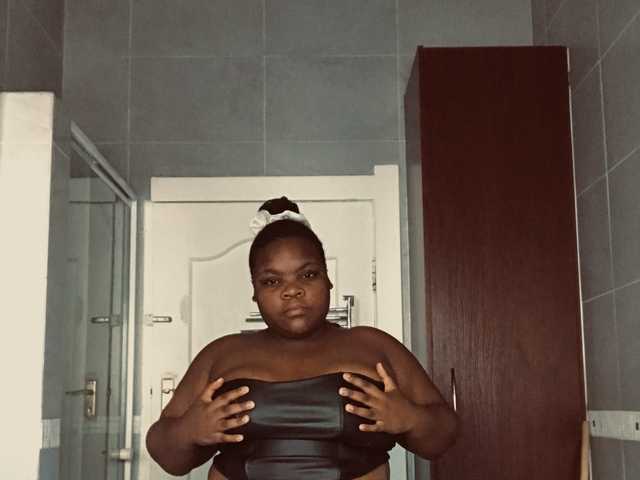 프로필 사진 bootyliciousxx20
