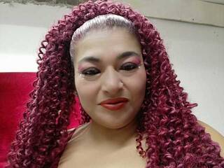 에로틱 한 영상 채팅 BrianaSquirt