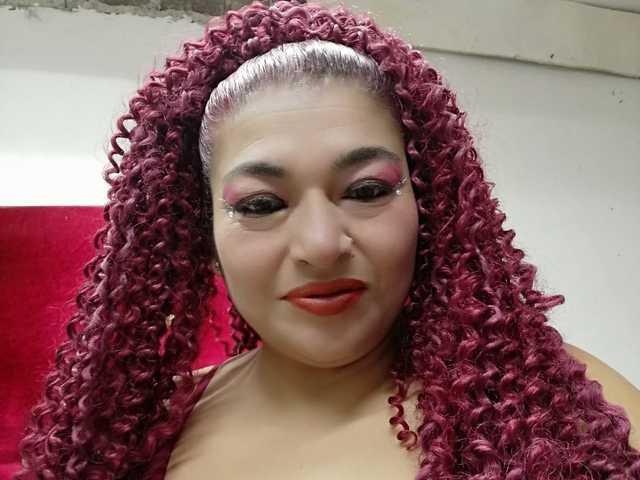 프로필 사진 BrianaSquirt