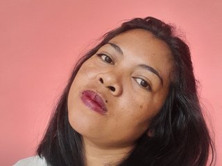 에로틱 한 영상 채팅 BrigitteSweet