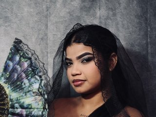 에로틱 한 영상 채팅 Britanny-88