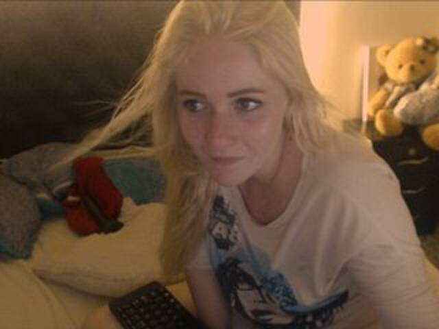 방송 스크린 샷 brithany-coll