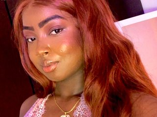 에로틱 한 영상 채팅 Brittanyjhonnns