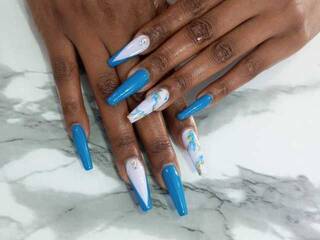 에로틱 한 영상 채팅 Bustybetty1