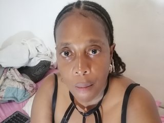 에로틱 한 영상 채팅 Bustylove27