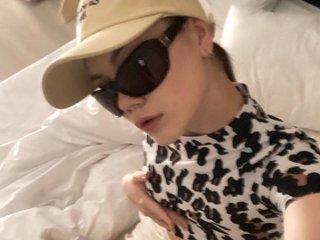 에로틱 한 영상 채팅 Cahonaa-a