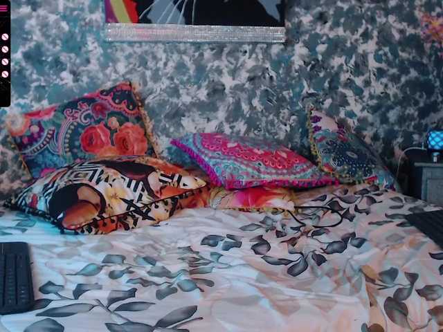 방송 스크린 샷 caitlin-gomez