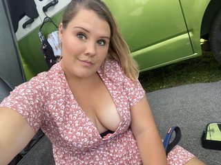 에로틱 한 영상 채팅 Caitlinsarah1998