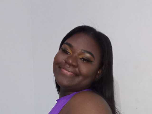 프로필 사진 caliza-laylee