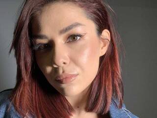 에로틱 한 영상 채팅 Cami2702