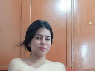 에로틱 한 영상 채팅 camila18a