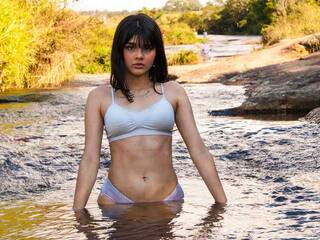 에로틱 한 영상 채팅 CamileChan