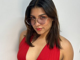 에로틱 한 영상 채팅 Camirivas