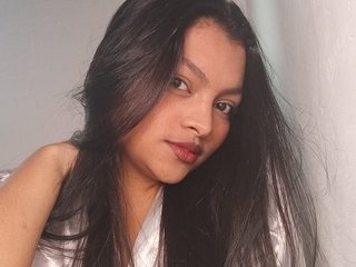 에로틱 한 영상 채팅 Candela34