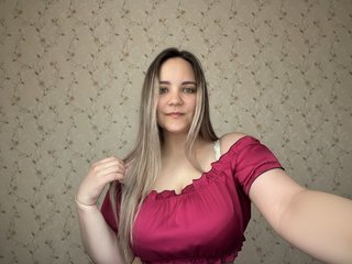 에로틱 한 영상 채팅 CandiCage