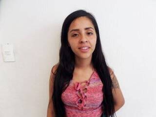 에로틱 한 영상 채팅 CandiTonelli