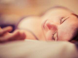 에로틱 한 영상 채팅 Candy-flipp