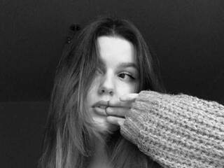 에로틱 한 영상 채팅 candy-mur