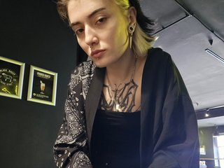 에로틱 한 영상 채팅 CandyLola