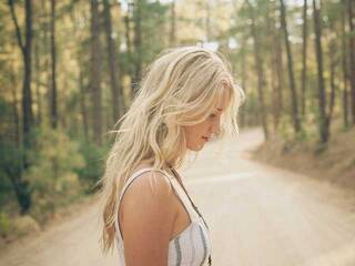 에로틱 한 영상 채팅 Canylaf1