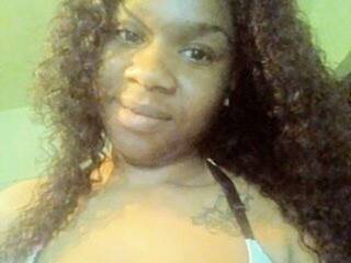 에로틱 한 영상 채팅 CaramelQT69