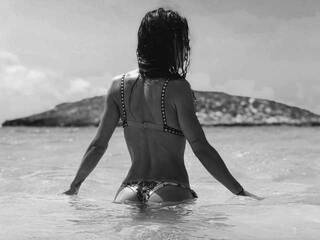 에로틱 한 영상 채팅 Caribean-Woma